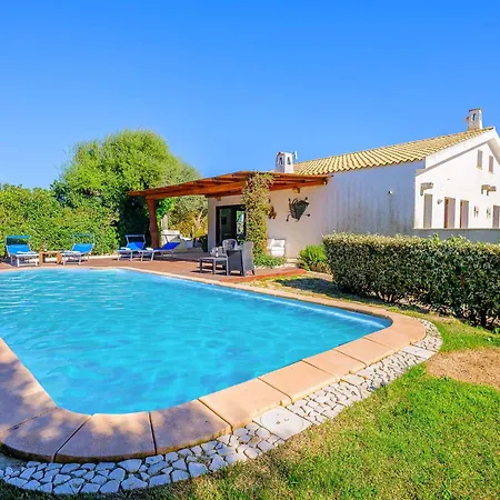 Villa Sardinia Family - Eloisa With Private Pool San Pantaleo