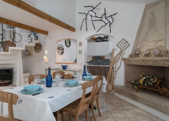 Sardinia Family - Eloisa With Private Pool *